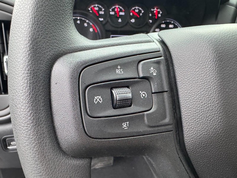 Chevrolet Silverado 1500 Vehicle Image 13