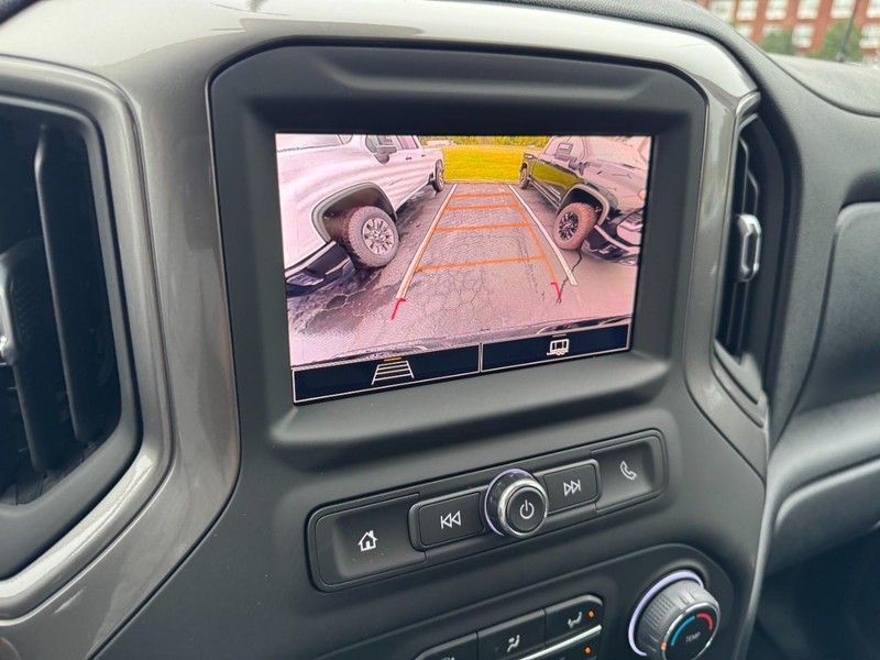 Chevrolet Silverado 1500 Vehicle Image 16