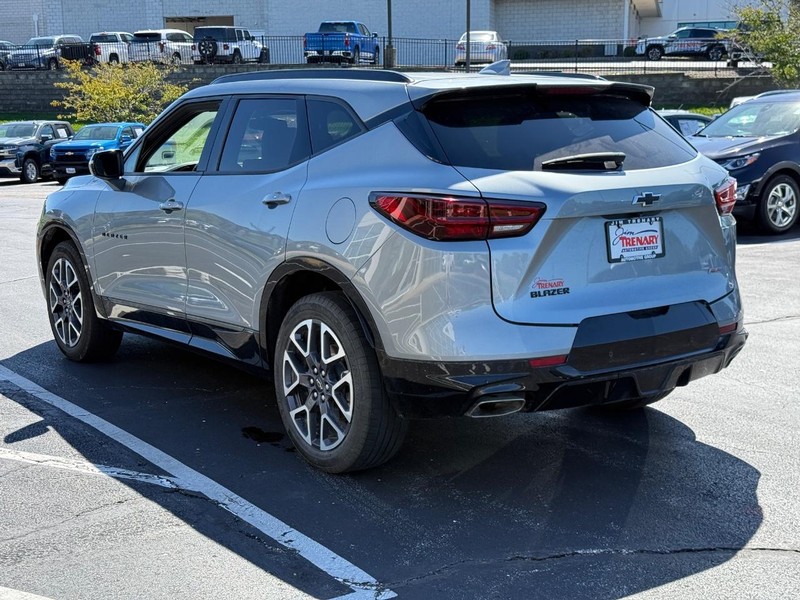 Chevrolet Blazer Vehicle Image 07
