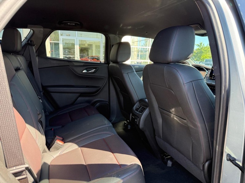 Chevrolet Blazer Vehicle Image 11