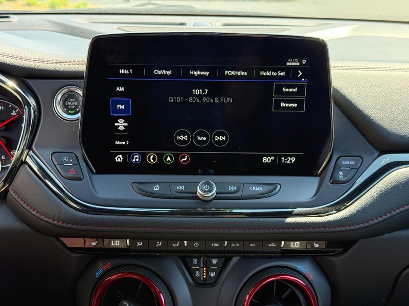 Chevrolet Blazer Vehicle Image 14