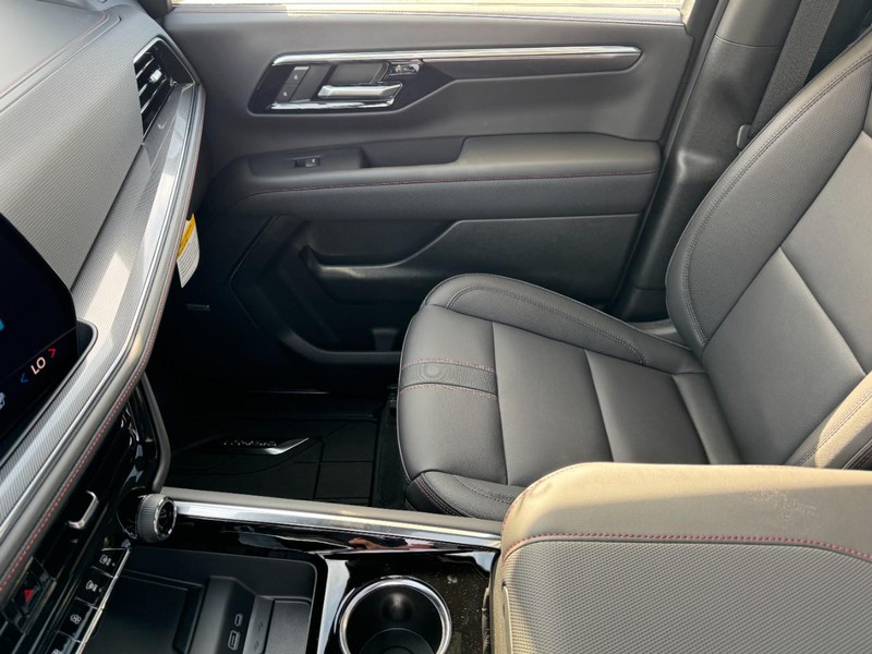 Chevrolet Tahoe Vehicle Image 10