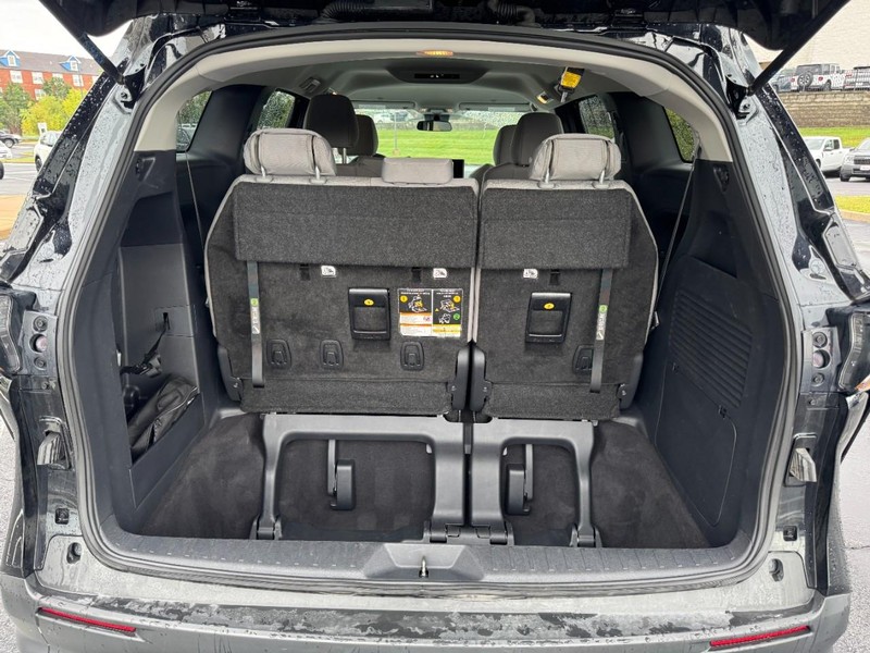Toyota Sienna Vehicle Image 06