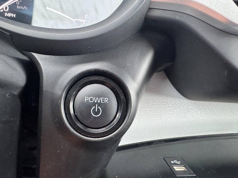 Toyota Sienna Vehicle Image 21