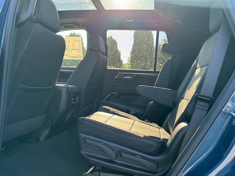 Chevrolet Tahoe Vehicle Image 07