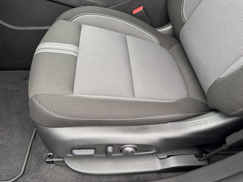 Chevrolet Blazer Vehicle Image 09