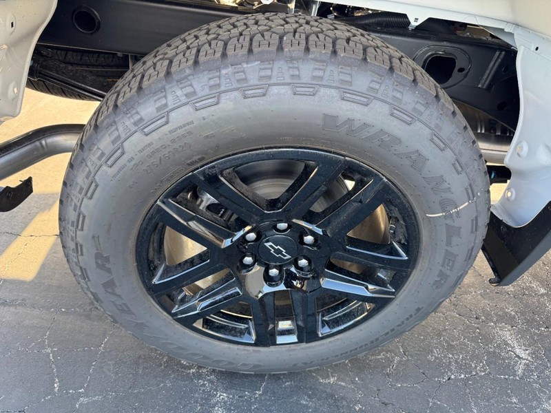 Chevrolet Silverado 1500 Vehicle Image 07