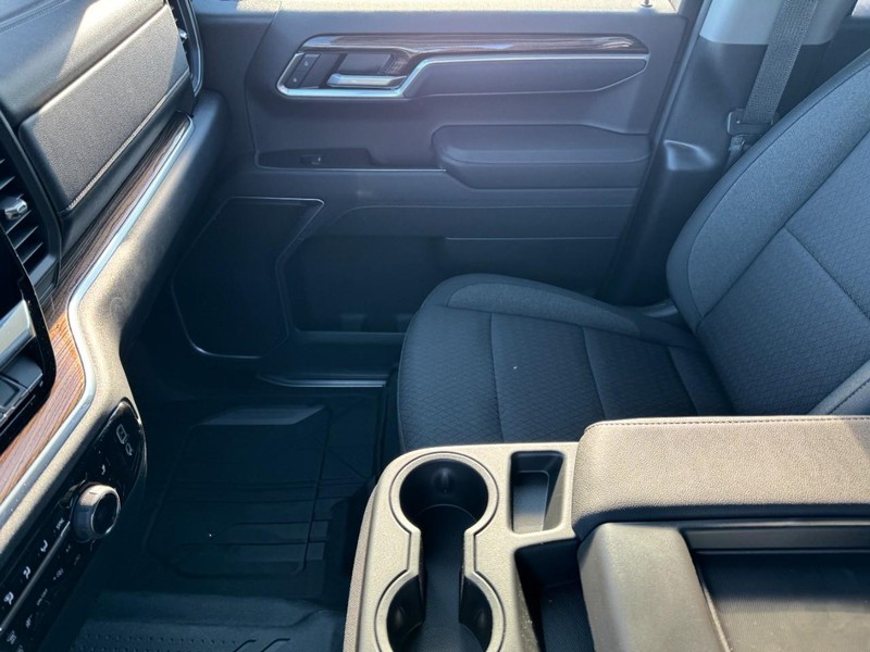 Chevrolet Silverado 1500 Vehicle Image 10