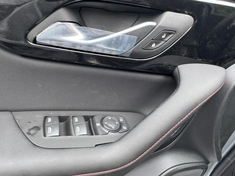 Chevrolet Blazer Vehicle Image 11