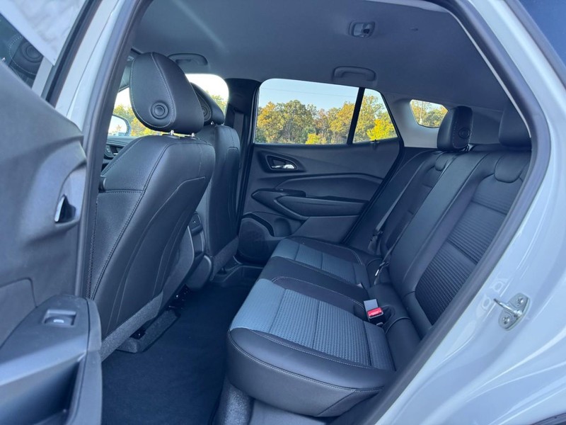 Chevrolet Trax Vehicle Image 07