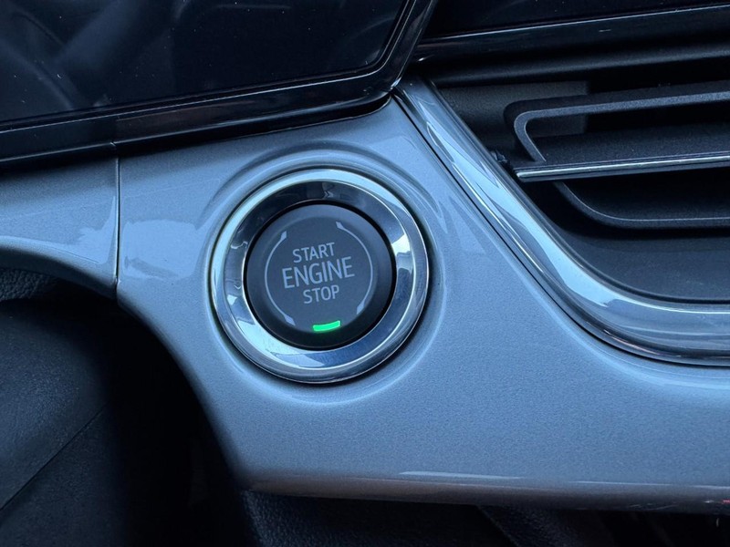 Chevrolet Trax Vehicle Image 16