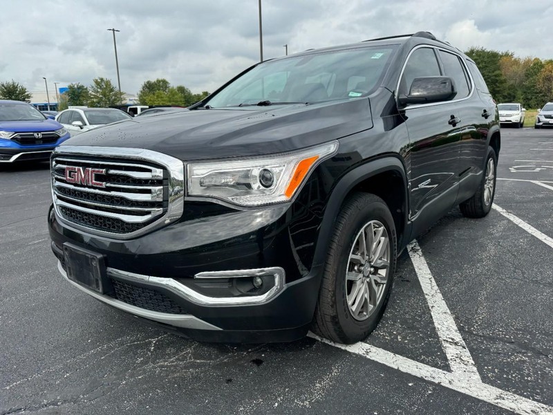 GMC Acadia Vehicle Image 08