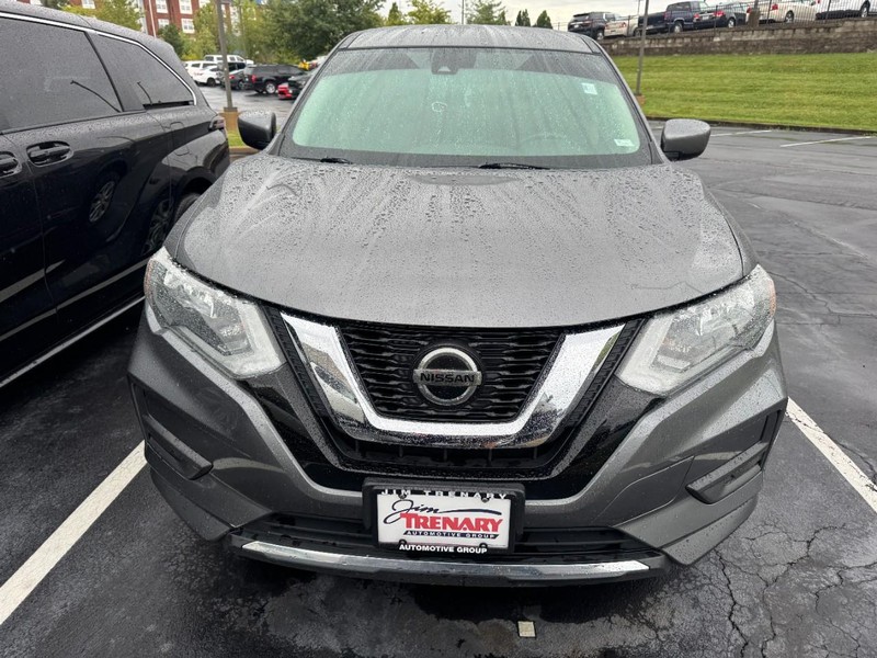 Nissan Rogue Vehicle Image 03