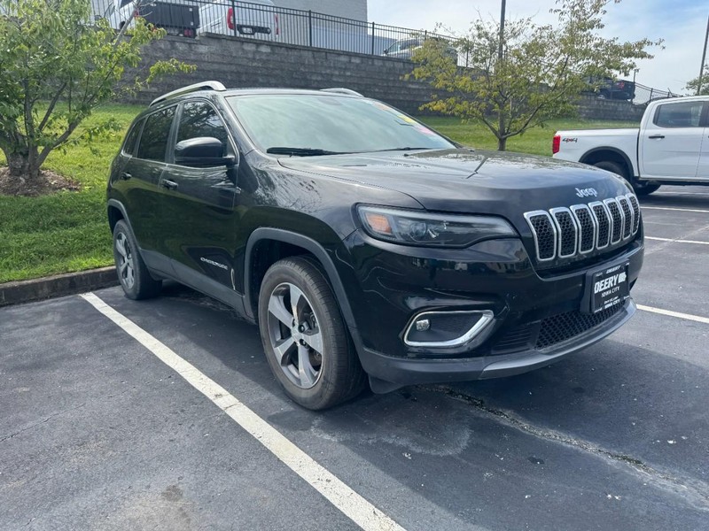 Jeep Cherokee Vehicle Image 04