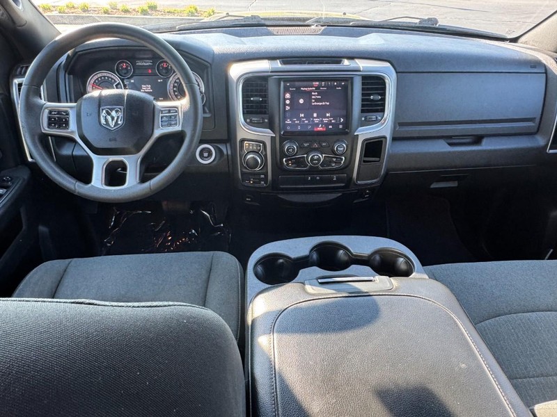 Ram 1500 Classic Vehicle Image 11
