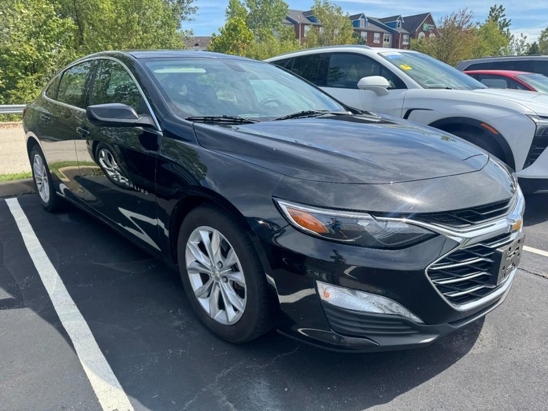 Chevrolet Malibu Vehicle Image 04