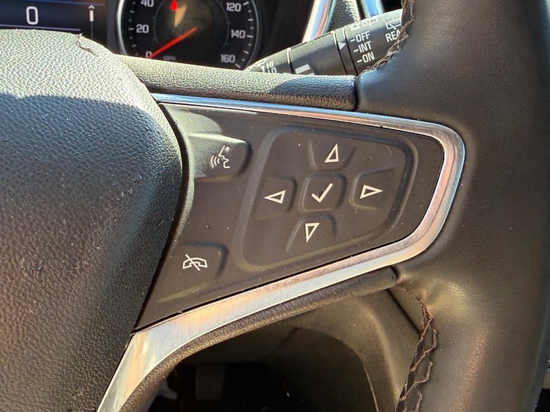 Chevrolet Equinox Vehicle Image 19