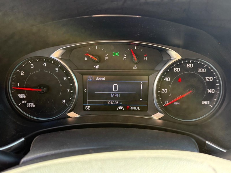 Chevrolet Equinox Vehicle Image 20