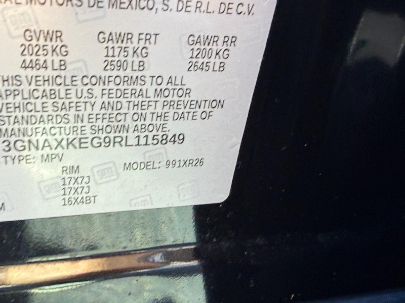 Chevrolet Equinox Vehicle Image 24