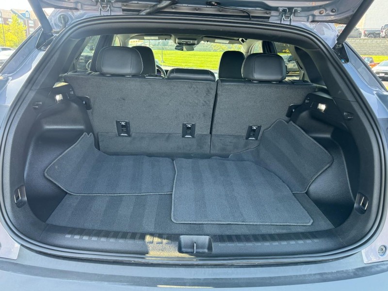 Chevrolet Blazer EV Vehicle Full-screen Gallery Image 06