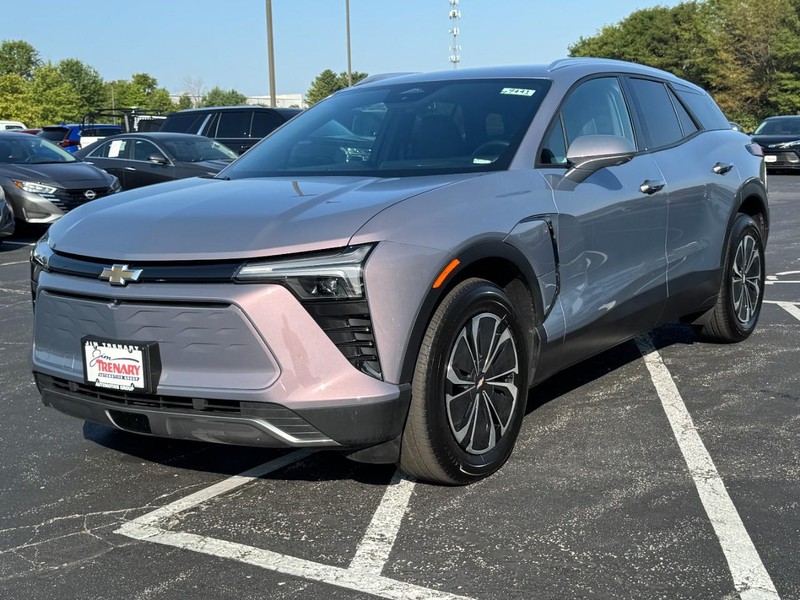 Chevrolet Blazer EV Vehicle Full-screen Gallery Image 08