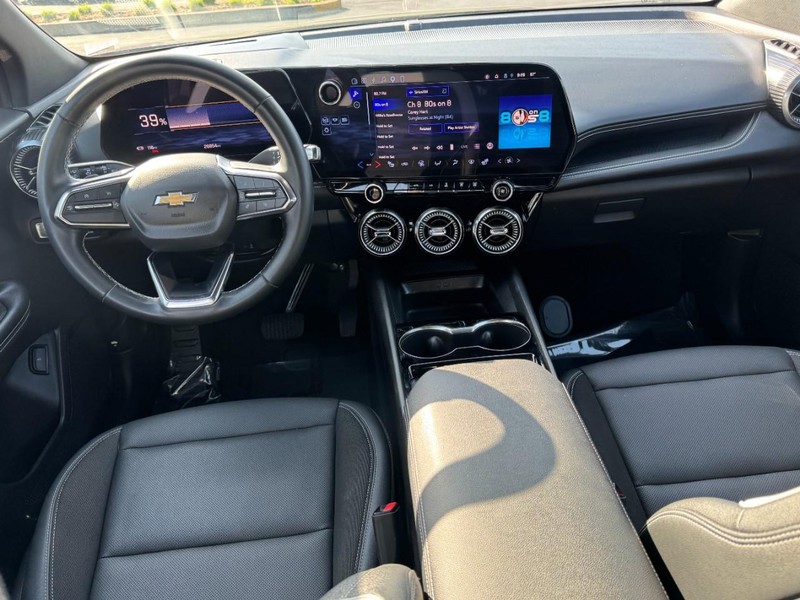 Chevrolet Blazer EV Vehicle Full-screen Gallery Image 11