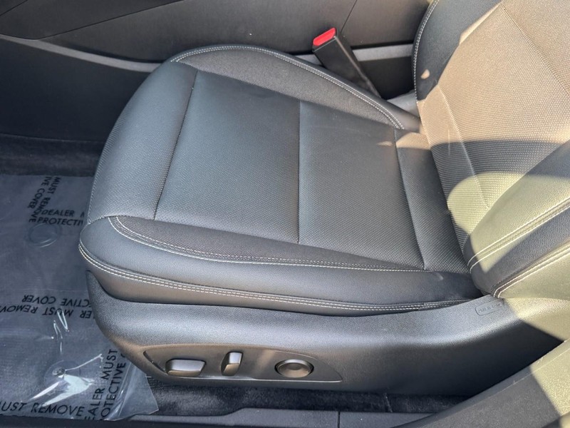 Chevrolet Blazer EV Vehicle Full-screen Gallery Image 14