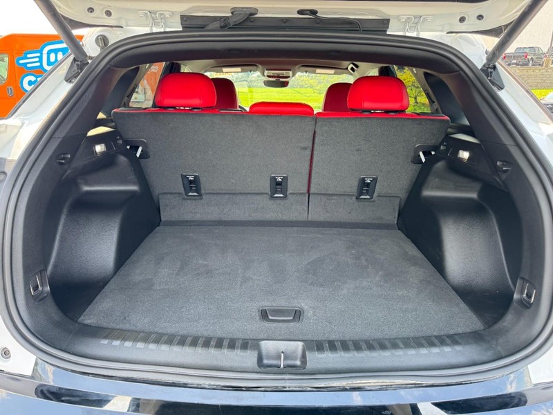 Chevrolet Blazer EV Vehicle Full-screen Gallery Image 06