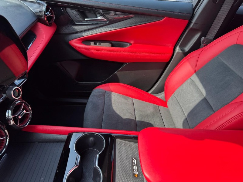 Chevrolet Blazer EV Vehicle Full-screen Gallery Image 13