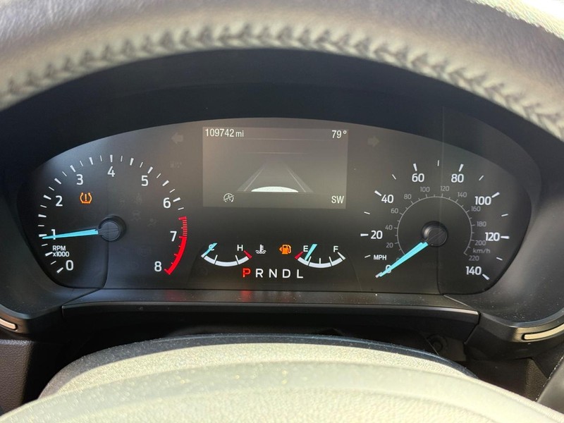 Ford Escape Vehicle Image 21