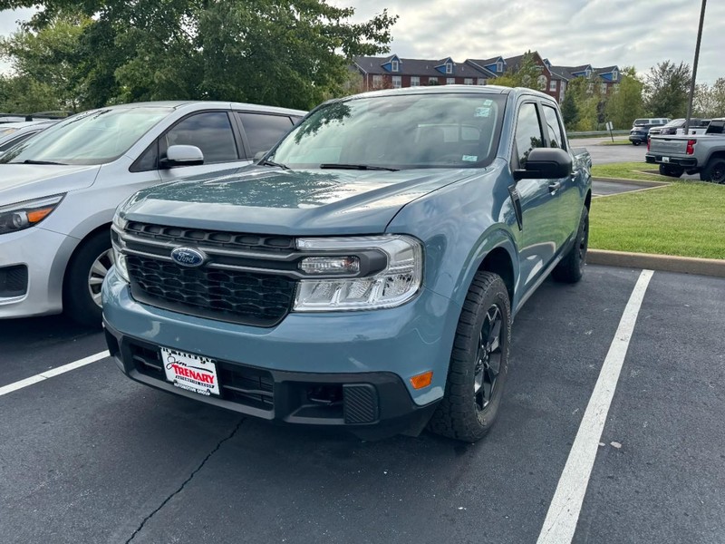Ford Maverick Vehicle Image 02