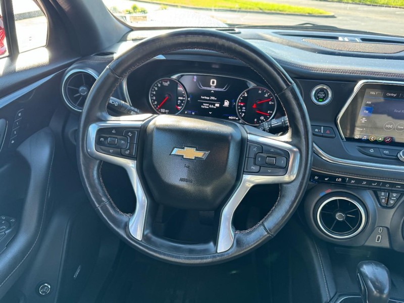 Chevrolet Blazer Vehicle Full-screen Gallery Image 12