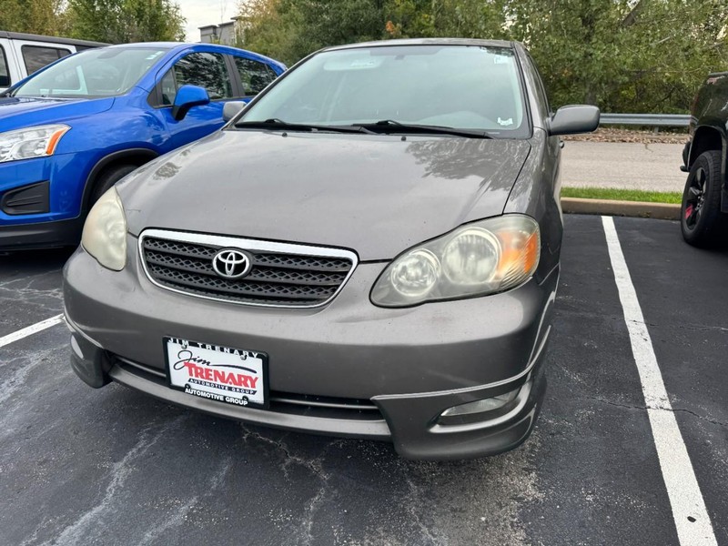 Toyota Corolla Vehicle Image 02