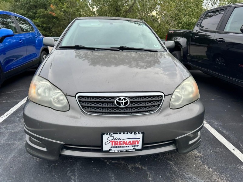 Toyota Corolla Vehicle Image 03