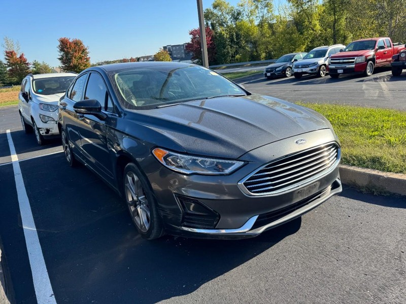 Ford Fusion Vehicle Image 04