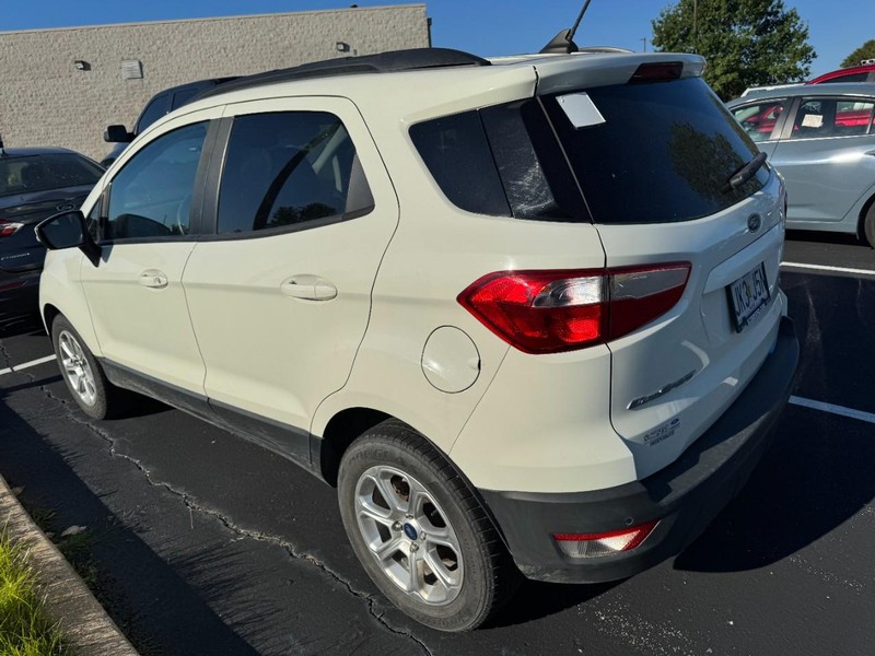 Ford EcoSport Vehicle Image 04