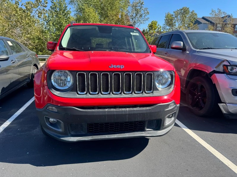 Jeep Renegade Vehicle Image 03