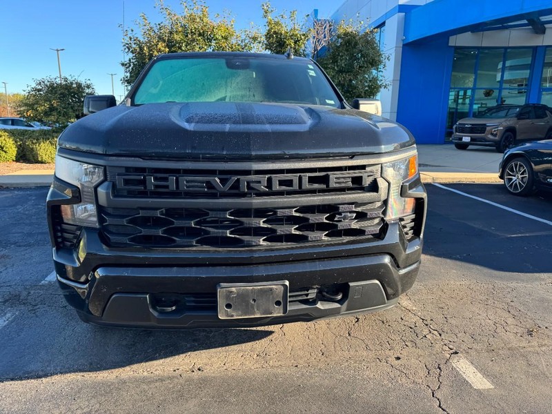 Chevrolet Silverado 1500 Vehicle Image 03
