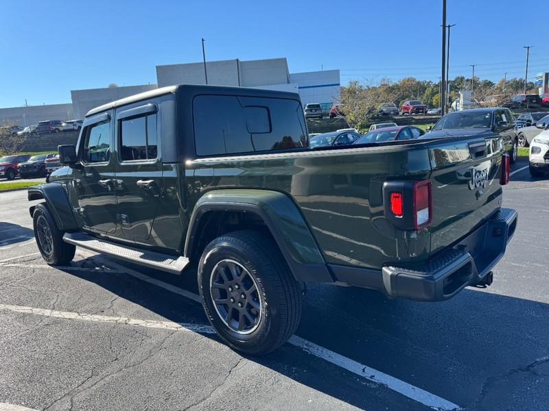 Jeep Gladiator Vehicle Image 05