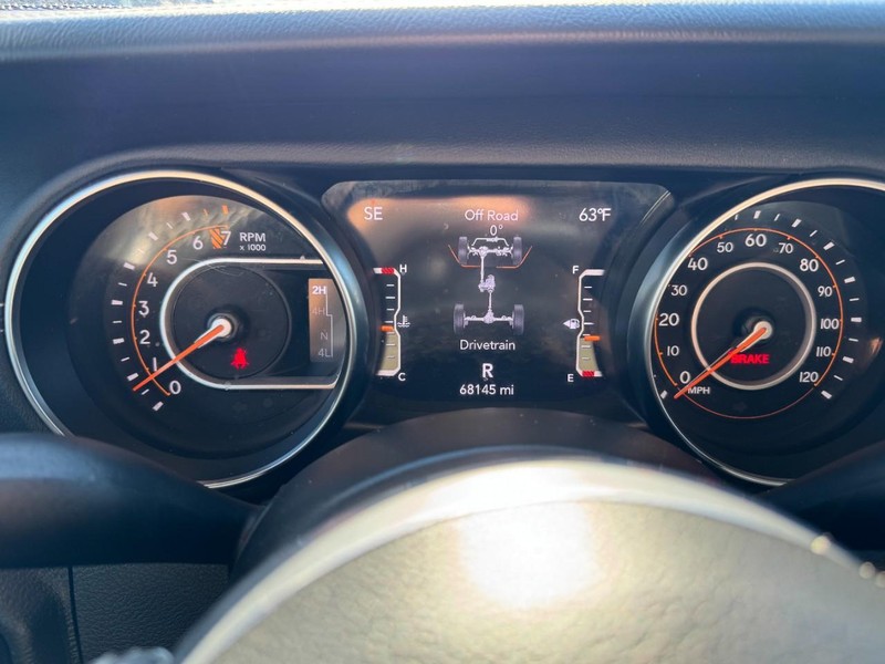 Jeep Gladiator Vehicle Image 22