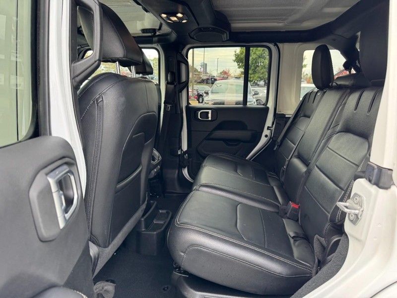 Jeep Wrangler 4xe Vehicle Image 10