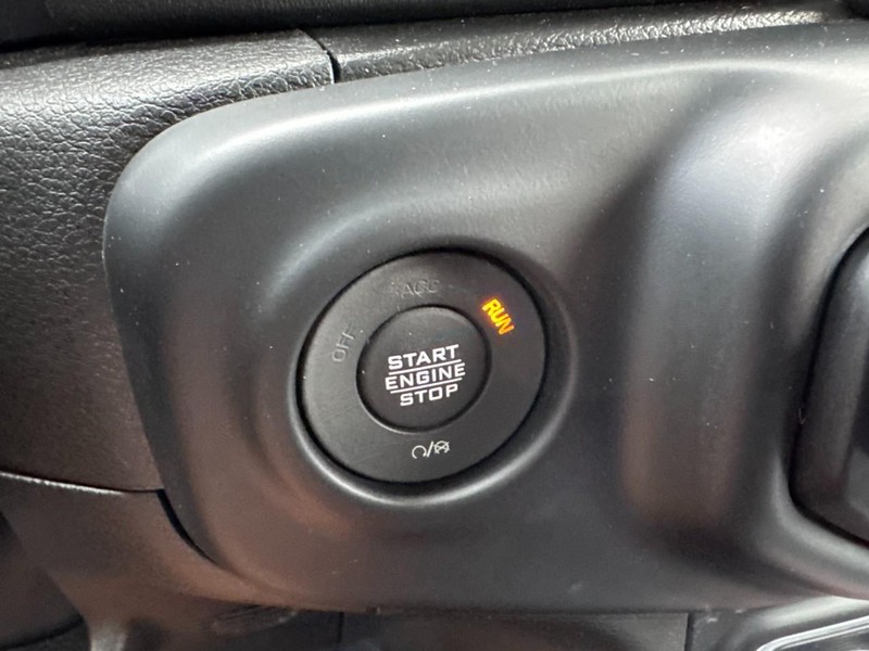 Jeep Wrangler 4xe Vehicle Image 21