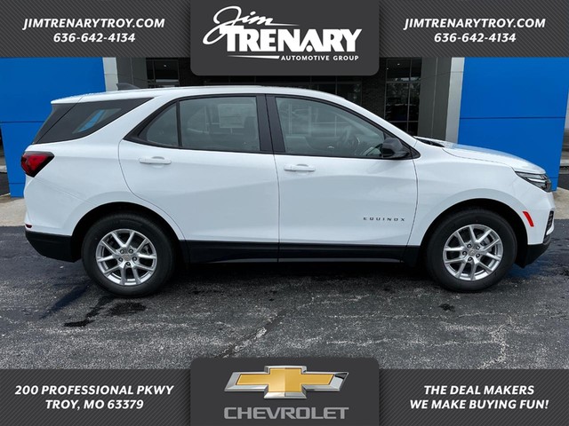 2024 Chevrolet Equinox LS at Jim Trenary Troy in Troy MO