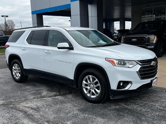 Used 2021 Chevrolet Traverse 3LT with VIN 1GNEVHKW0MJ190834 for sale in Troy, MO