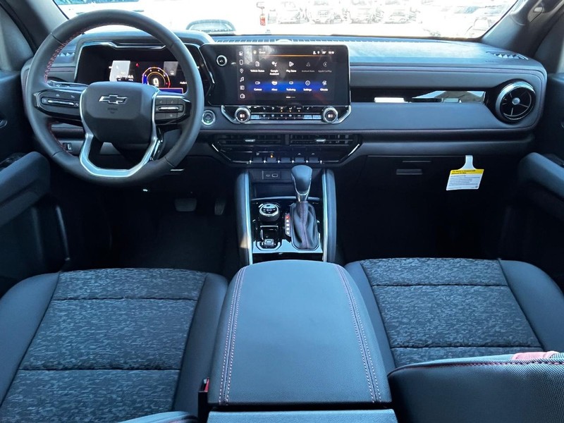 Chevrolet Colorado Vehicle Image 05