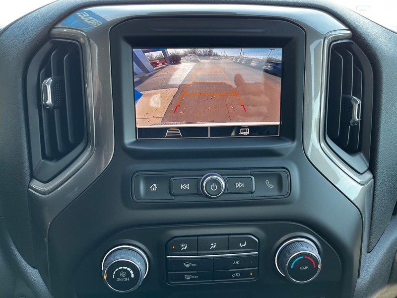 Chevrolet Silverado 1500 Vehicle Image 10