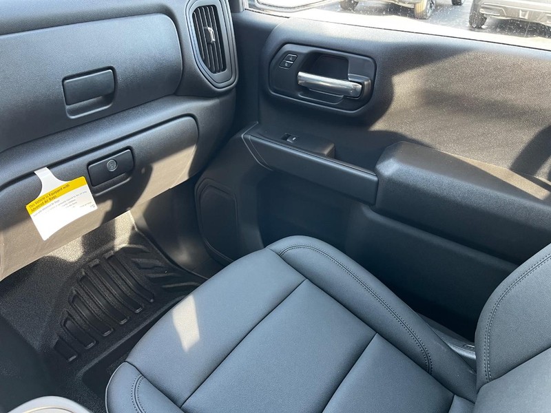 Chevrolet Silverado 1500 Vehicle Image 11