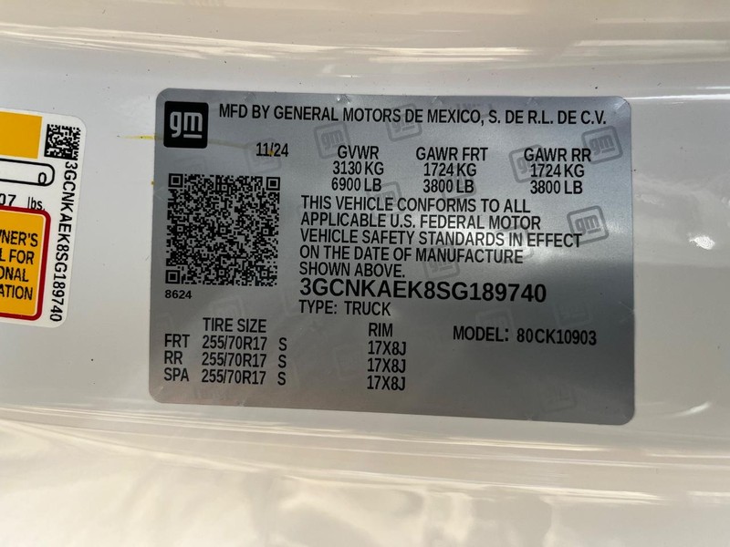 Chevrolet Silverado 1500 Vehicle Image 12