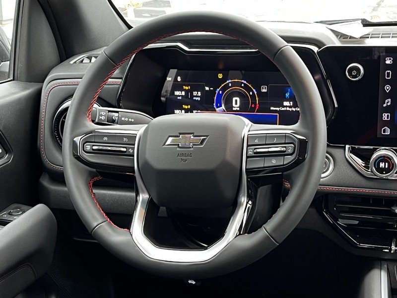 Chevrolet Colorado Vehicle Image 06