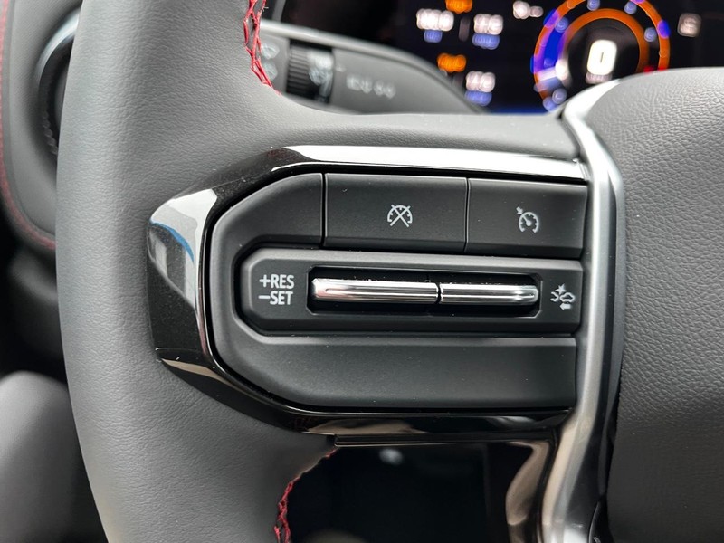 Chevrolet Colorado Vehicle Image 10